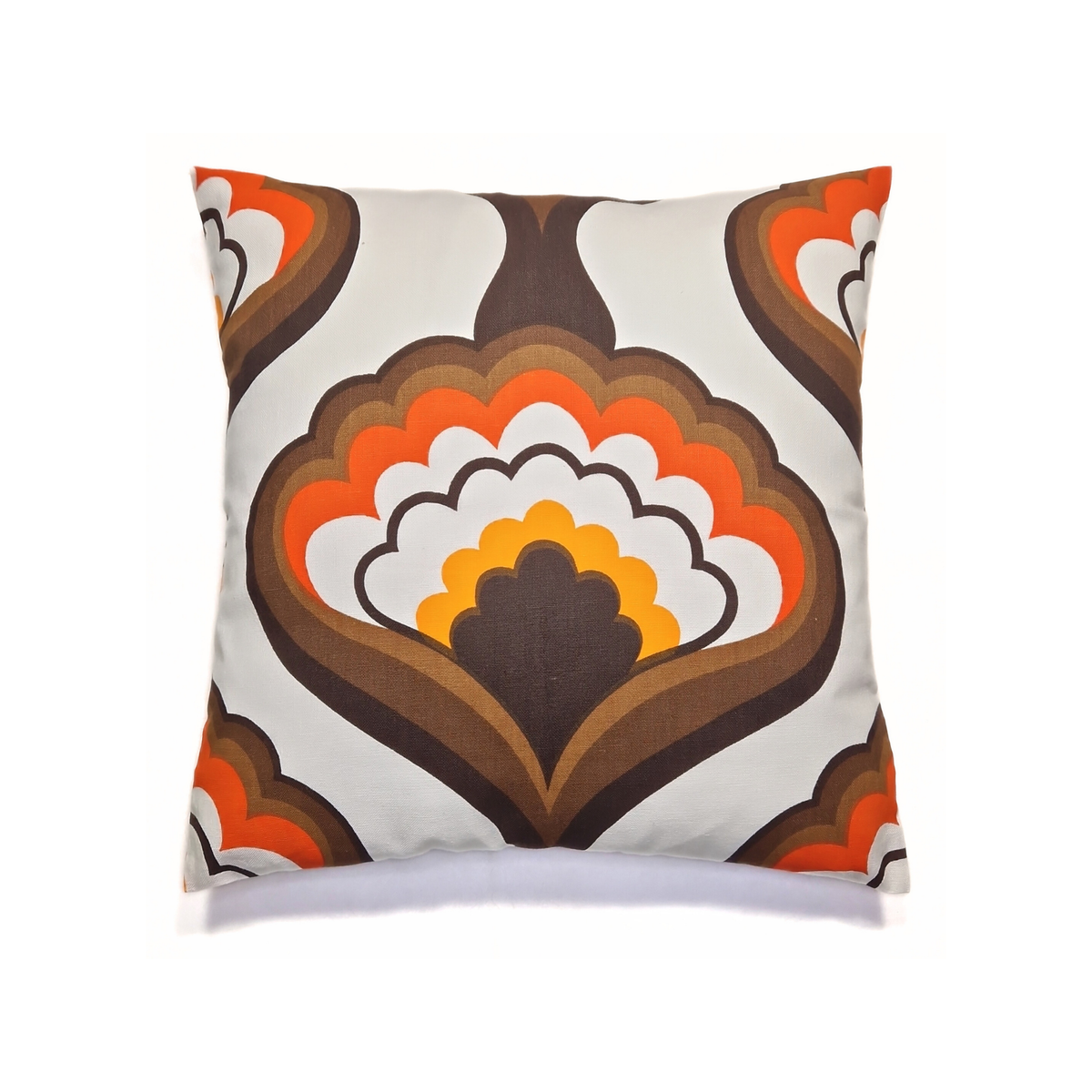 Face du coussin Amber Wave en authentique tissu vintage années 70 à motifs orange, marron et blanc
