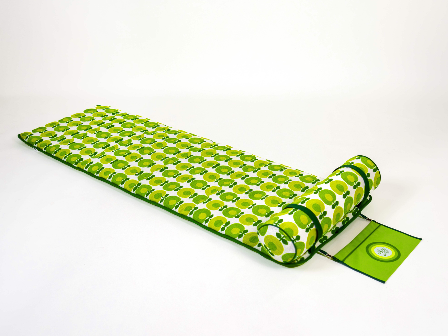 Matelas de plage vintage Oliva ’71 en tissu éponge vert, jaune et blanc des années 70 avec coussin traversin et pochette amovible