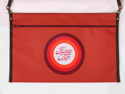 Pochette amovible imperméable du matelas de plage vintage Riviera ’74 avec fermeture éclair, mousquetons et finition en biais marron